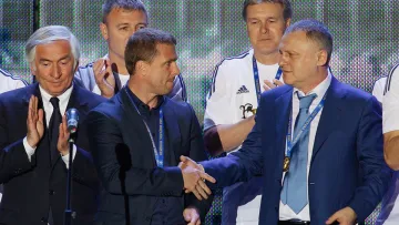 «Коли йшов Луческу, перший дзвінок був цій людині»: якого єдиного українського тренера поважають брати Суркіси