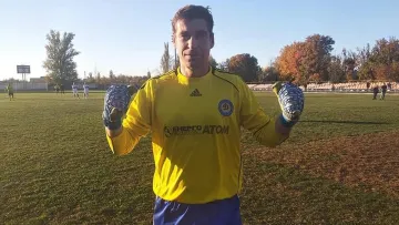 «Як були дебілами, так і лишилися‎»: ексворотар Динамо згадав матч збірних України і Росії у 1999-му році