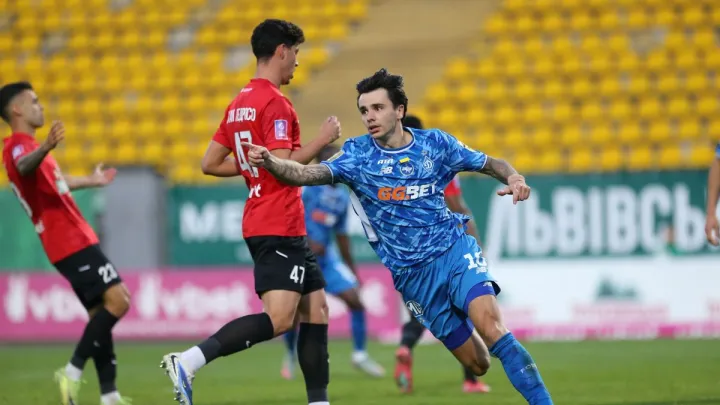 Де дивитися матч Динамо – Карпати: хто і коли покаже один з центральних матчів 22-го туру УПЛ наживо