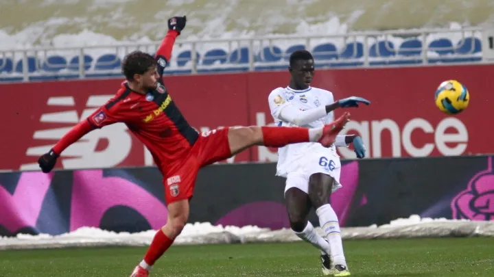 Гол Ярмоленка, дебютний м’яч Тіаре і розгром: Динамо зіграло останній матч УПЛ в 2025 році