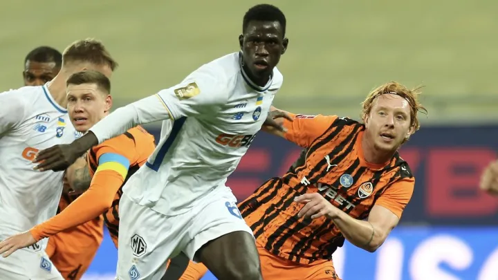 У турнірній таблиці УПЛ неймовірна щільність: ситуація у чемпіонаті після 11 туру і поразки Динамо від Шахтаря