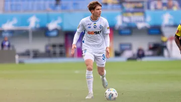 «Нічого для нас не зміниться»: у Динамо готуються до матчу-відповіді з Броммапойкарною на штучному полі