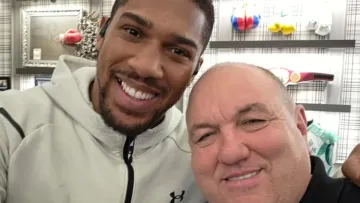 Поворознюк зустрівся з Буткевичем і Усиком, а також зіграв у шахи з Джошуа: відверта заява боса Інгульця