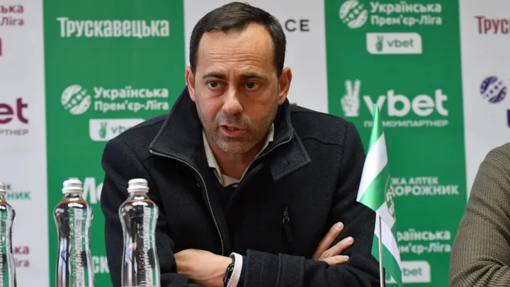 «Другий тайм видався фантастичним»: тренер Карпат оцінив дебютну перемогу на чолі «левів» над аутсайдером УПЛ