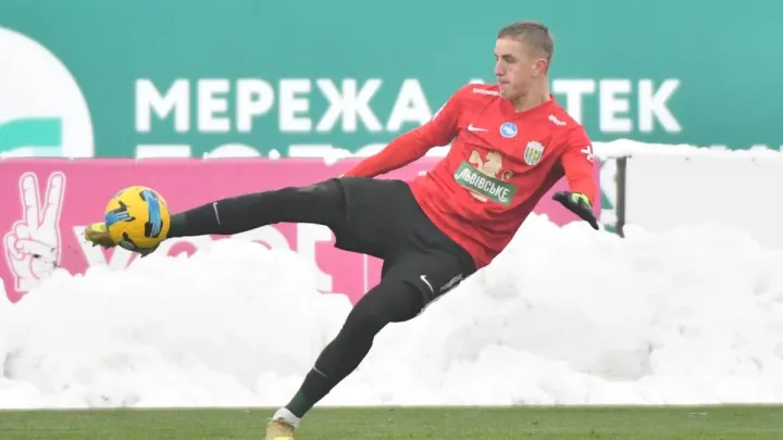 «Мої мрії дуже високі та амбітні»: воротар-вундеркінд Карпат Домчак розповів, чи має він зіркову хворобу