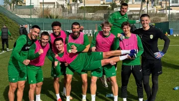 Рух має намір посилитися одразу п'ятьма гравцями Карпат: хто з «левів» стане «містянами» й на яких умовах