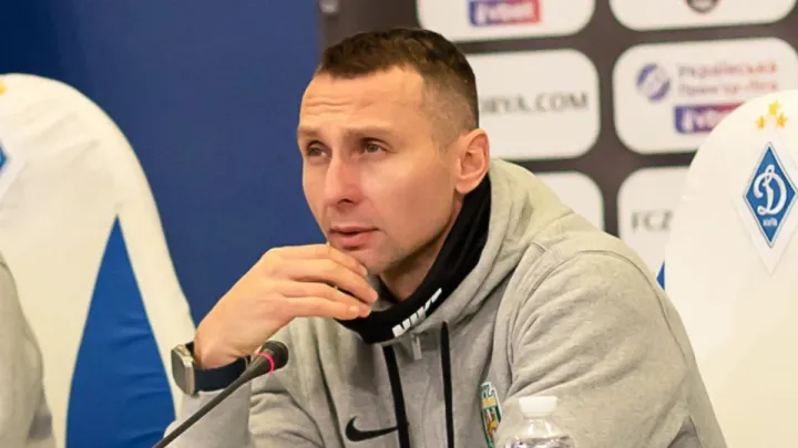 «Мали гнути свою лінію»: Лупашко насварив нападників Карпат та похвалив Будківського після поразки від Зорі