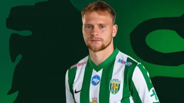 Хавбек Динамо офіційно підсилив Карпати: кияни розкрили умови переходу