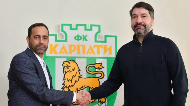 «Системний тренер з дуже гарним процесом»: Русол сказав, чому Карпати запросили Фернандеса