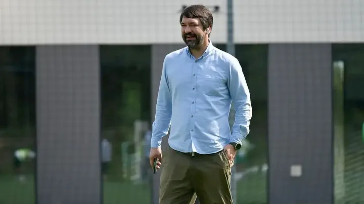 «Змінюється концепція»: Русол висловився про звільнення Корнієнка та нову трансферну політику Карпат