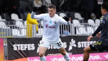 Колос та Шахтар визначили долю захисника: чи варто очікувати повернення гравця до складу «гірників»