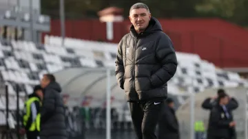 Костишин зробив заяву після жовтої картки у матчі з Олександрією: «Рефері судять не з симпатією до нас‎»