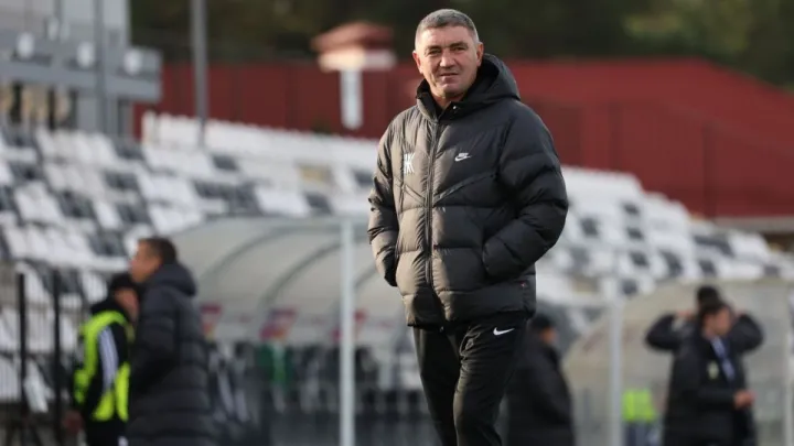 Костишин зробив заяву після жовтої картки у матчі з Олександрією: «Рефері судять не з симпатією до нас»