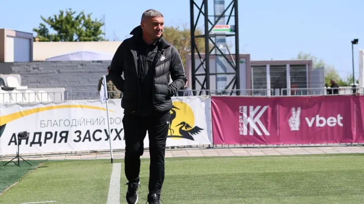 «Це було негарно і некрасиво»: Костишин жорстко відреагував на фото лева, який топче хліб, у соцмережах Карпат