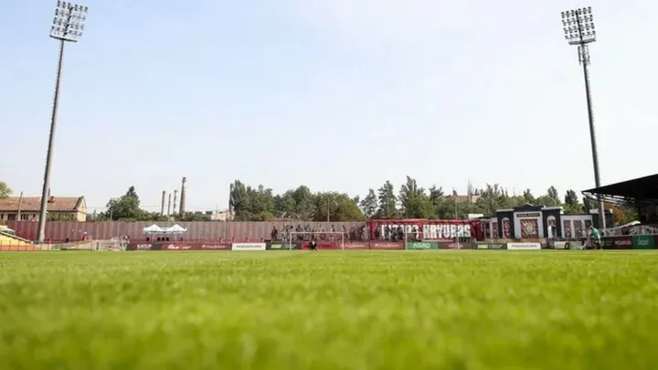 Кривбас хоче зіграти з ФК Харків лише у листопаді: клуби досі розглядають можливу дату перенесеного матчу
