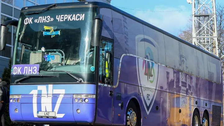 «Зимовий чемпіон» УПЛ зробив свій вибір: ЛНЗ повідомив, де команда Пономарьова проведе збори