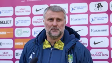 «Соромно»: Аніщенко напхав гравцям Металіста за розгромну поразку від Лівого Берега та пояснив причини погрому