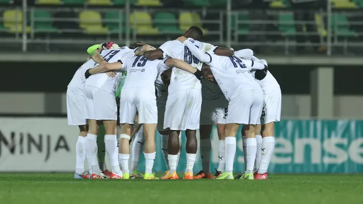 Креатив від Металіста 1925: 11 вболівальників одягнуть футболки основного складу і вийдуть на поле