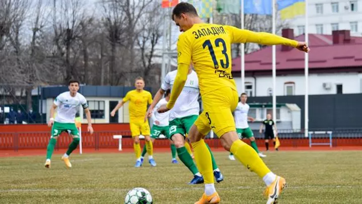 Колишній гравець збірної України завершив футбольну кар’єру у віці 32 роки