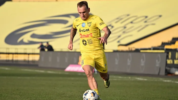 Гонка бомбардирів Першої ліги: в таблиці тотальна домінація гравців Буковини – як виглядає топ-10 снайперів