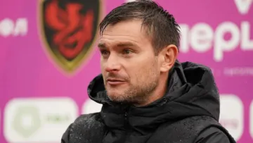 Гравці українського клубу бажають звільнення свого тренера: стверджується, що він принижував футболістів