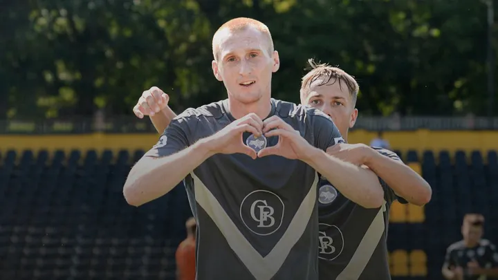 «Період Руху хочеться забути»: Погорілий подавав надії в Шахтарі й Зорі, а зараз забиває з граючим президентом