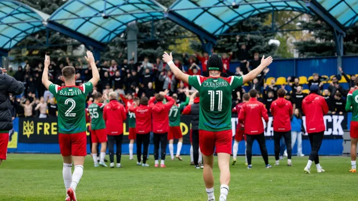 Столичний клуб вперше вийшов у 1/4 фіналу Кубку України: відео вогняного святкування успіху гравців Локомотива