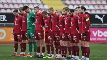 Фенікс-Маріуполь не розраховує відразу на шістьох футболістів: чи загрожує звільнення тренеру Фещуку