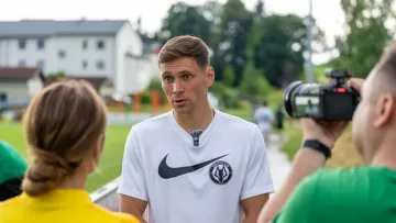 «Ми виглядали дуже пристойно»: нападник Полісся оцінив дебют Ротаня на чолі «вовків»
