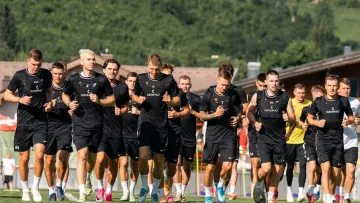 Гравці Полісся розпочали збори в Австрії: відомо, з ким команда Ротаня проведе перший спаринг
