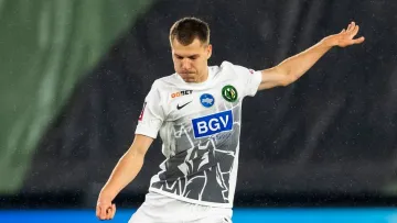 «Я не можу сказати, що тут червона»: колишній арбітр ФІФА виніс вердикт моменту матчу Рух – Полісся