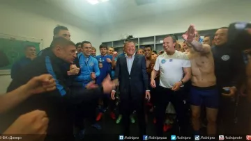 Чому ФК Дніпро, в якому не платили зарплату, зміг вийти в фінал Ліги Європи? Селезньов назвав головну причину