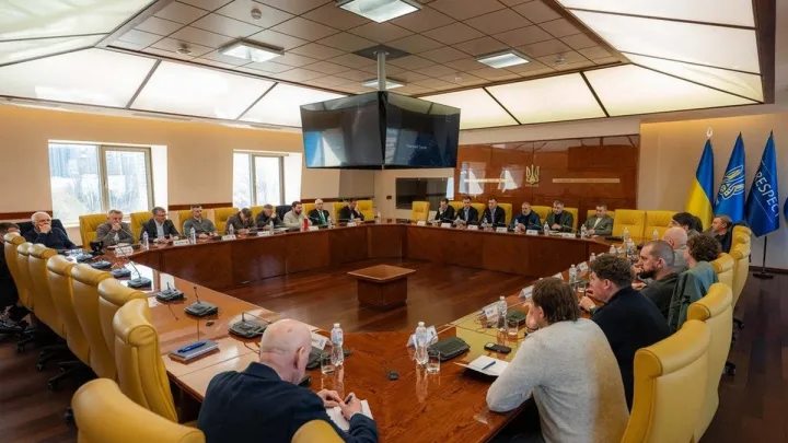 Реформа суддівства в Україні: Шевченко зустрівся з представниками клубів УПЛ – відомо результати