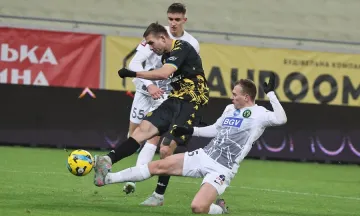 «Обидві команди били одна одну два тайми»: колишній арбітр ФІФА – про суддівство скандальної гри Рух – Полісся