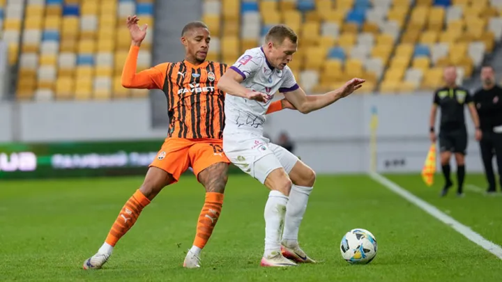 Визначать хто буде чемпіоном? Лідер УПЛ взимку зіграє проти Шахтаря