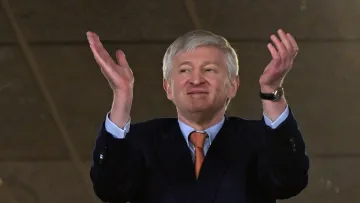 Ахметов «засвітив» свій годинник під час зустрічі з Тураном: ціна аксесуару президента Шахтаря вражає