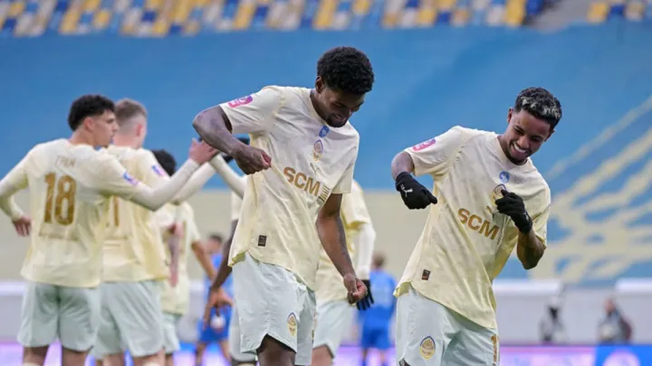 «Лише самі можуть створити собі проблеми»: експерт вже віддав золоті медалі Шахтарю після осічки ЛНЗ