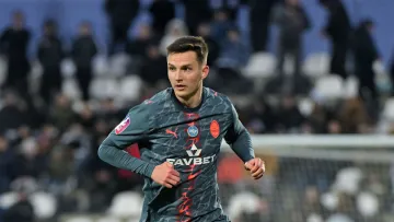 «‎Полив не працює, м’яч не стелиться»: хавбек Шахтаря знайшов причину невдалого результату з Колосом