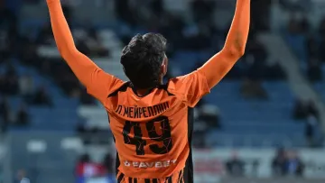 «Трах-бах, залетіло»: Сабо пояснив, чому Шахтар забив випадковий гол Динамо в матчі Кубку України