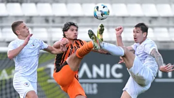 Шахтар вдруге поспіль програв ЛНЗ: хто з команди Пономарьова став катом для колективу Турана