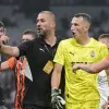 Голкіпер Шахтаря потрапив під роздачу фанатів Бешикташа: Різник розкрив подробиці
