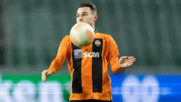 «Сформував мене як футболіста і як людину»: Топалов зворушливо попрощався з Шахтарем, згадавши про Ахметова