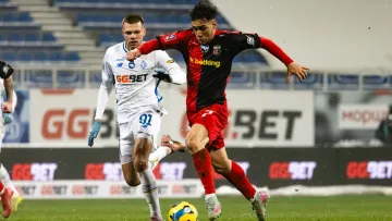 Шукають форварда, але не того: Динамо не проявляло предметний інтерес до гравця Вереса