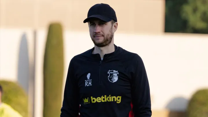 Замість Шандрука Вересом керує інший тренер? Уся правда із розташування рівнян