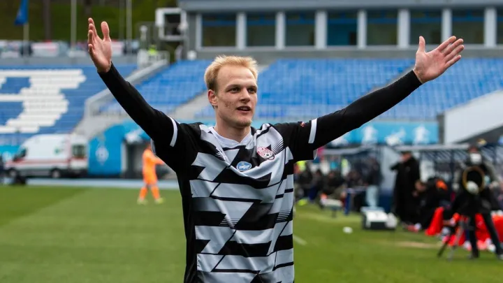 Як Гєллєр та Суркіс відреагували на шедевральний гол Слесара у матчі Зорі та Вереса: відео епізоду