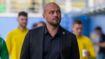 «Дивишся назад і бачиш там ідіота»: Ашур розповів, чому навчився у Поліссі