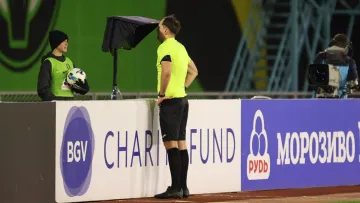 Скандальне суддівство матчу Динамо та Полісся: УАФ опублікувала перемовини арбітрів