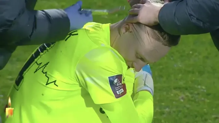 Кабаєв розбив у матчі Динамо голову голкіперу Колоса: як виглядає закривавлений воротар