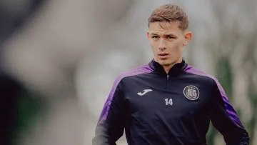 «Освистування є нормальним»: Сікан сказав все, що думає після дебюту за Андерлехт в матчі чемпіонату 