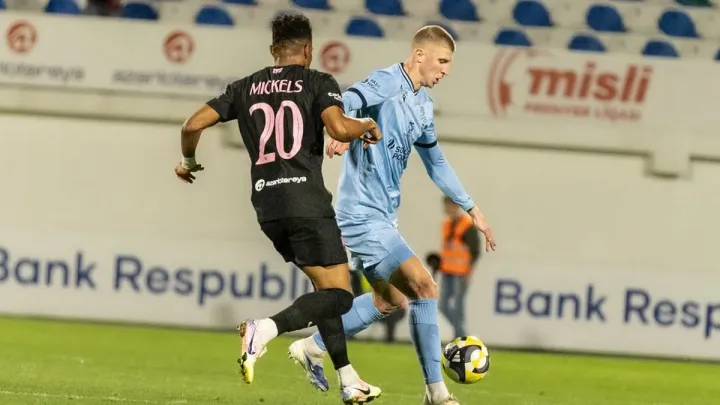 «Хтось вирішив на цьому хайпонути»: Бескоровайний відреагував на чутки про бійку з наставником Сумгаїта